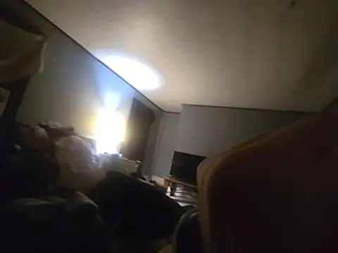 Živý XXX chat YnotShineInstead