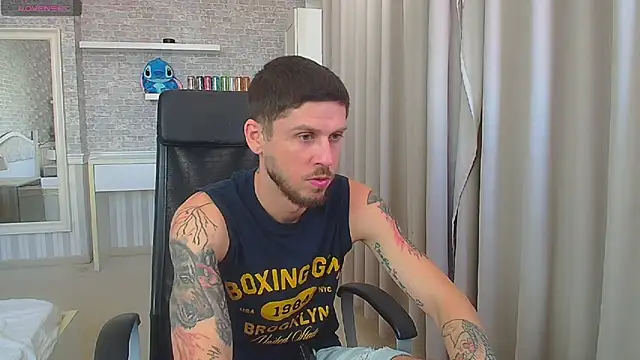 JonahShaw live XXX chat