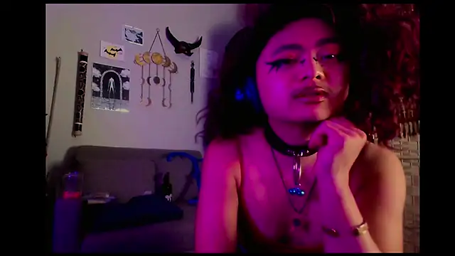 แชท XXX สดของ DemonessAzazel