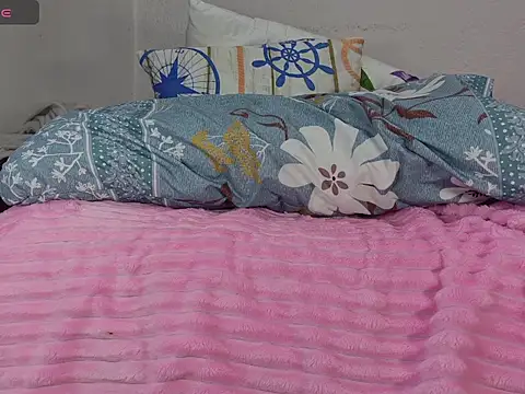 دردشة Karentatiana_ الجنسية المباشرة