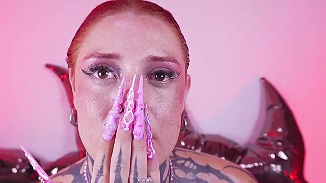 Czat XXX na żywo – mystikdollx