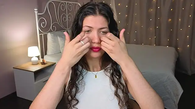 Онлайн чат XXX NoelPerfect