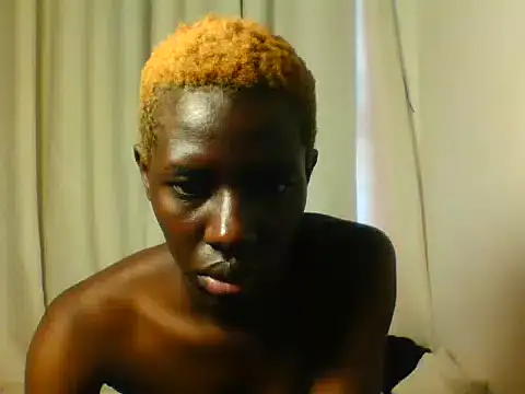 Czat XXX na żywo – Goldy_petite