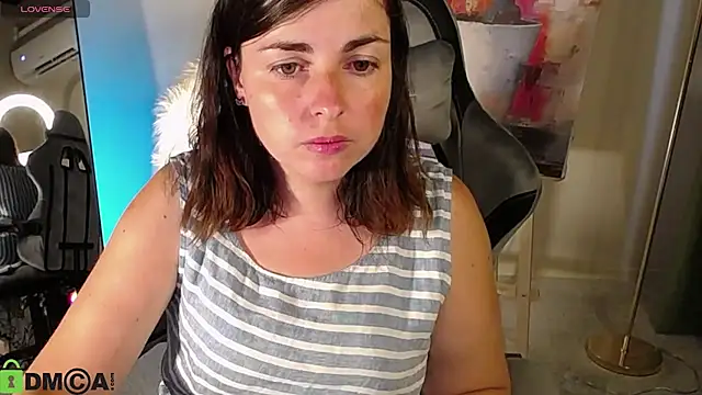 Chatroom XXX en direct de MartaEdams