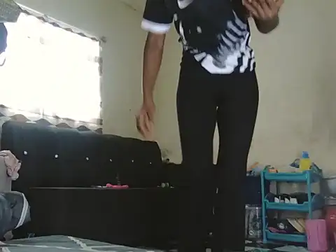 Czat XXX na żywo – sexyhotbebbie_