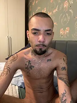Czat XXX na żywo – Rik_Olix