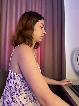 LynaFrost live XXX chat