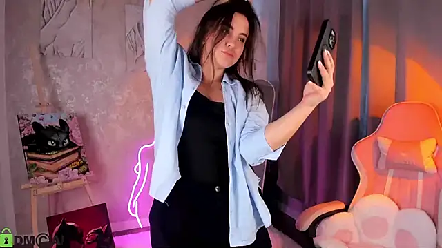 Czat XXX na żywo – Nelie_Evans