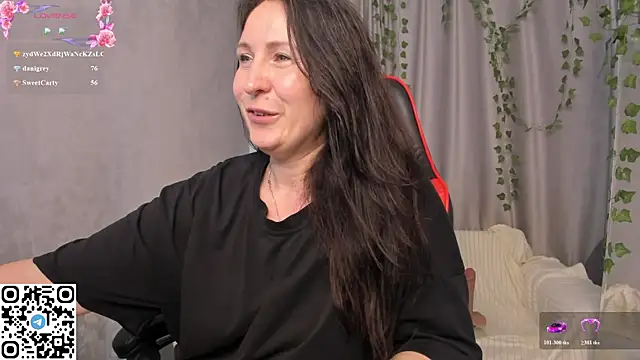 Czat XXX na żywo – Lea_shadom