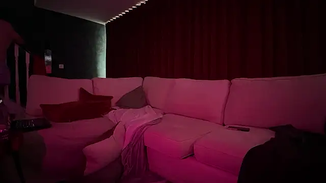 LilithRiaghanSkye 라이브 XXX 채팅