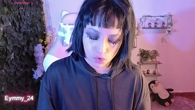 Eymmy_24's Live XXX Chat