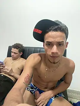 friends_lust_latin webcam show