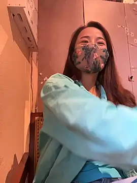 XXX chat uživo modela kiss_loo