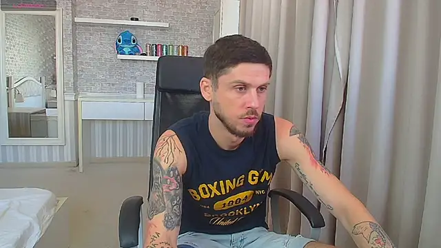 JonahShaw Chat XXX live