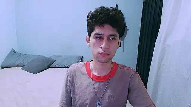 mr_erik_grey Pertunjukan Webcam