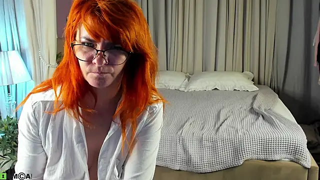 Chat +18 de L1nda_Robinson ao vivo
