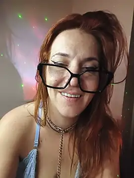belliginger Adlı Modelin Canlı XXX Sohbeti
