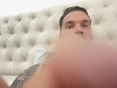 Hot__Tiger: απευθείας συνομιλία ΧΧΧ
