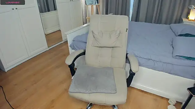 Chat XXX ao vivo de LavenderMitten