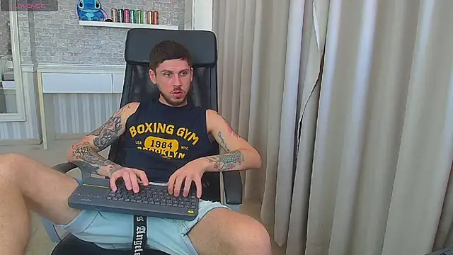 Chat XXX Live JonahShaw