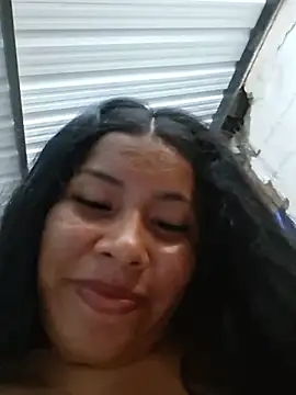 house_hot11n Live XXX chat
