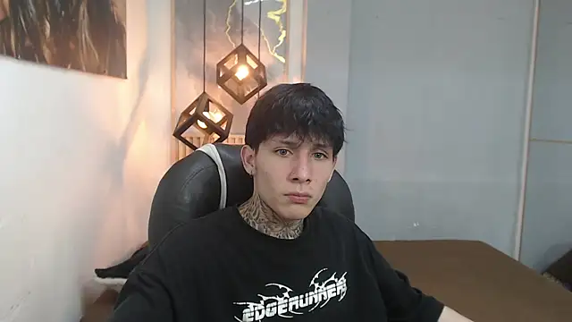Cry_thereal 现场XXX聊天