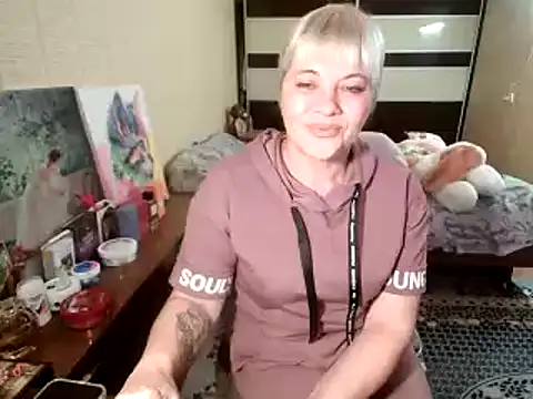 Lia_Laguna77: онлайн-секс-чат