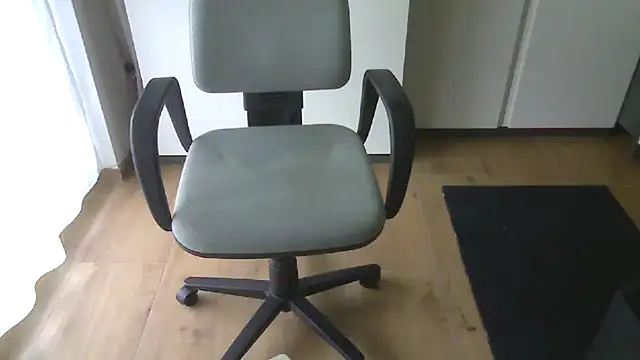 nudekerschi_mn Webbikameraesitys