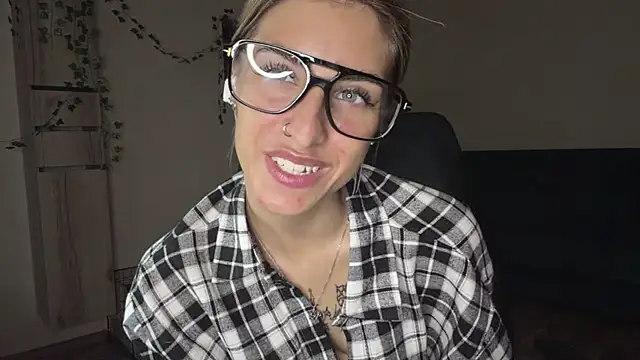 Czat XXX na żywo – Rossy_S