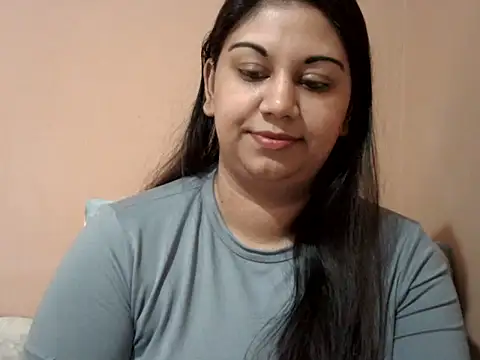 bellachow10 Chat XXX live