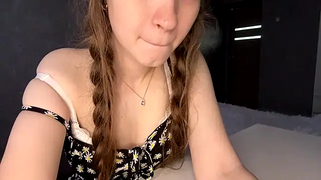 XXX chat uživo modela Emily_Mur_