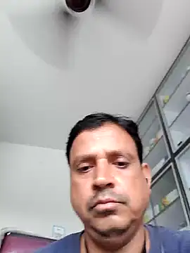 XXX chat uživo modela Raj1043