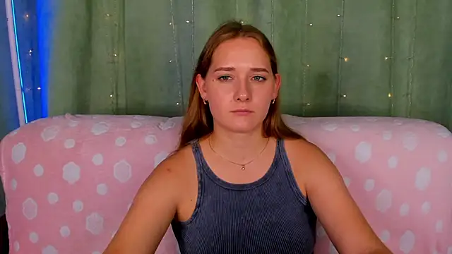 AlinaVice Chat XXX in diretta