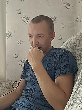 צ'אט XXX בשידור חי של _uncle_Mitya-43_