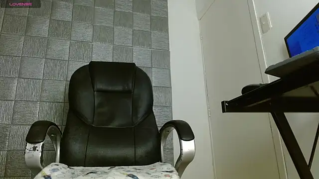 MykeCastle – Naživo XXX chat