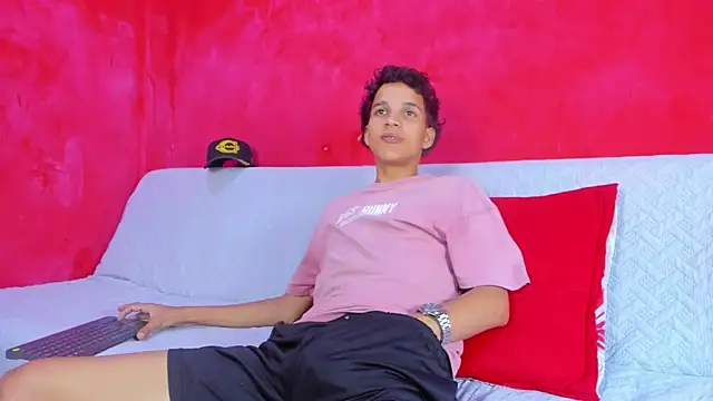 LatinPrince_ লাইভ XXX চ্যাট