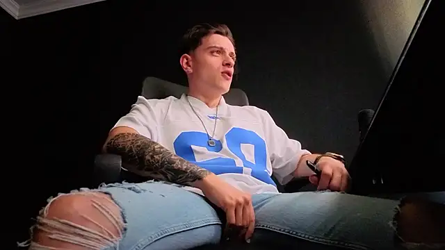 FelixStarkk élő XXX-chatje