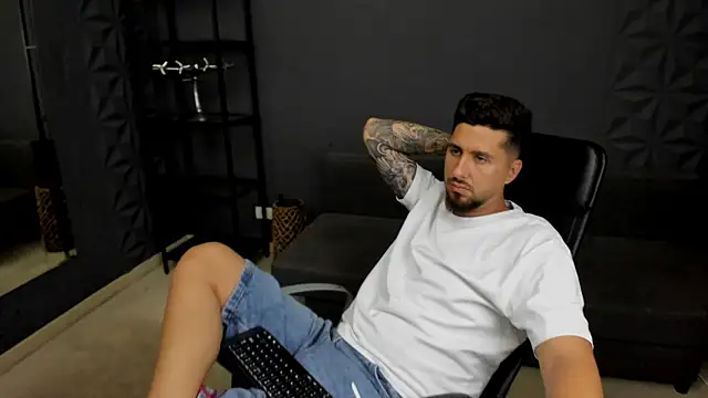 LoganStroud Live XXX-Chat
