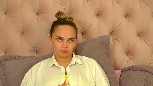 AnitaVenture's Live XXX Chat