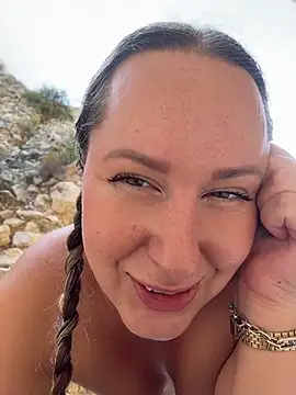 Mona_Plus Live XXX Chat