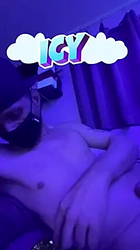 Cloudd_Kingg_Iceyyy Show in webcam