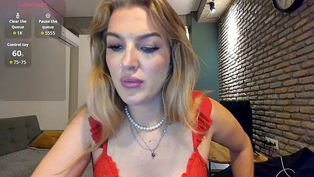 fifteenpoem Chat XXX in diretta