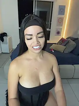 Chatroom XXX en direct de SamVega