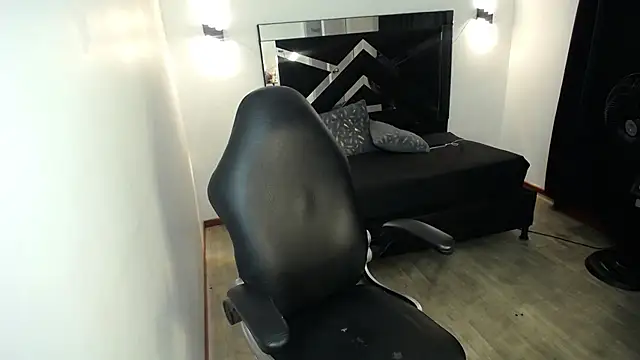 MarianaRojas_ élő XXX-chatje
