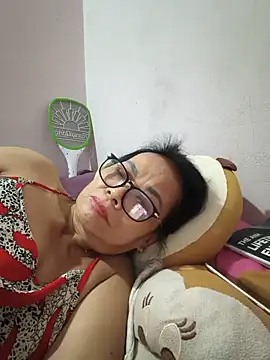 Hotestlove's Live XXX Chat