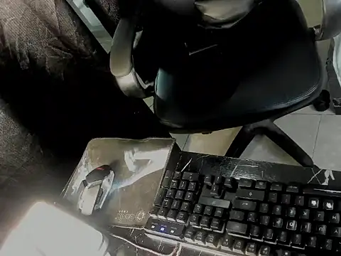 master_badboyn Live XXX chat