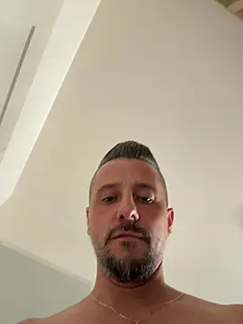 InsaneMattt Adlı Modelin Canlı XXX Sohbeti