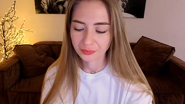 Chain_Alice's Live XXX Chat
