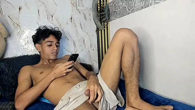 Chat XXX en directo de Jevsho9