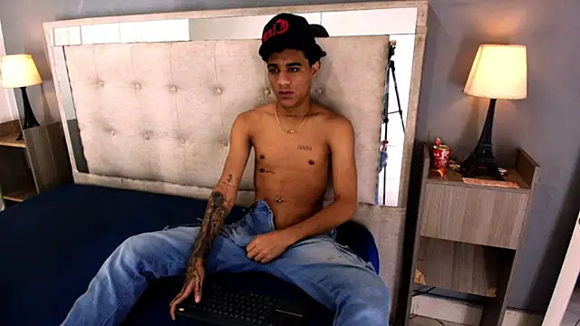 _Thiago12 Chat XXX in diretta